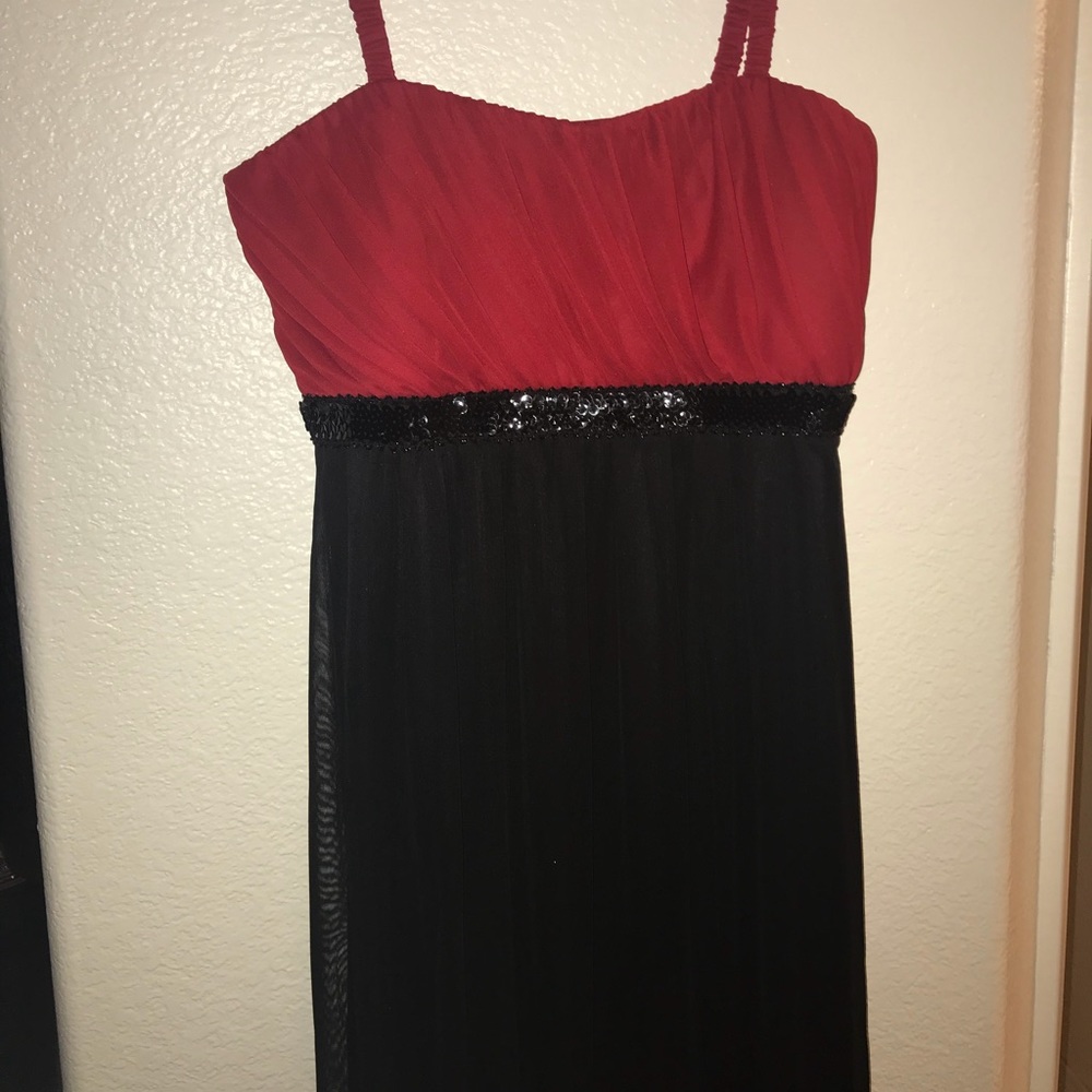 Dinner/night dress